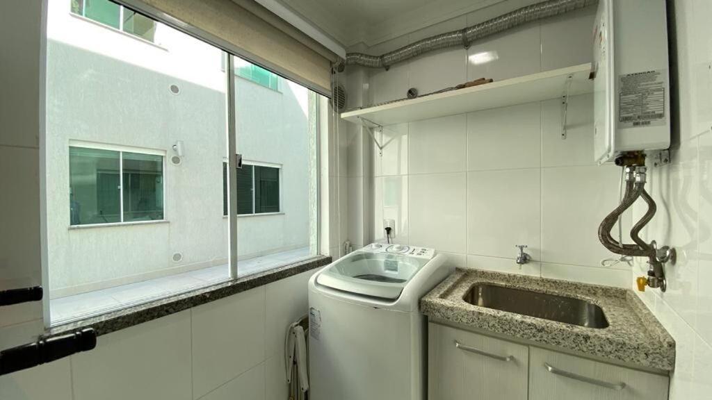 Solar Das Ilhas - Aconchegante Apartamento Na Linda Praia De 4 Ilhas Бомбиняс Екстериор снимка