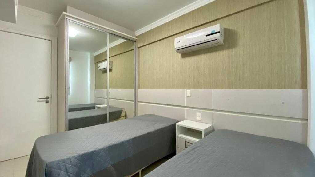 Solar Das Ilhas - Aconchegante Apartamento Na Linda Praia De 4 Ilhas Бомбиняс Екстериор снимка